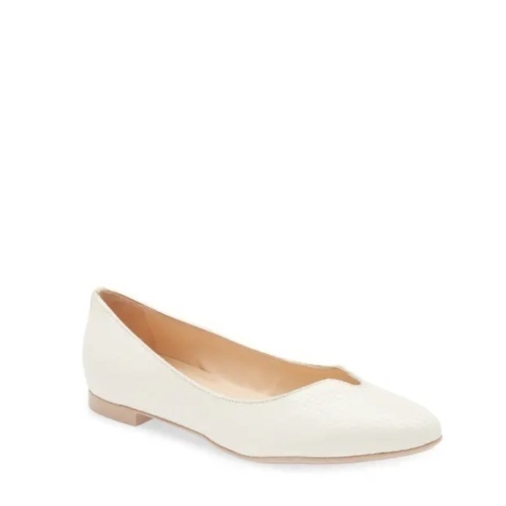 AGL Mimosa Embossed‎ Bone White Cream Slip On Ballet Flats Size 9